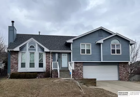 6706 N 105 Ave, Omaha, NE 68122