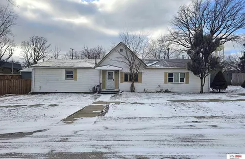 525 S 3rd St, Eagle, NE 68347