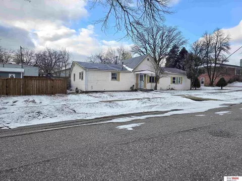 525 S 3rd St, Eagle, NE 68347 photo 2