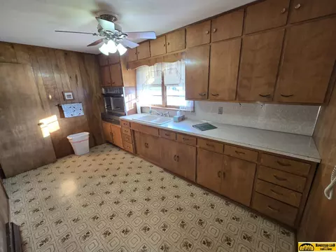 1600 Ashland Ave, Beatrice, NE 68310 photo 7