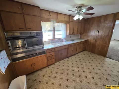 1600 Ashland Ave, Beatrice, NE 68310 photo 6