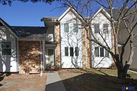 7324 Ballard Pl, Lincoln, NE 68507