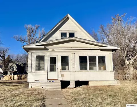1412 Sherwood Avenue Ave, Omaha, NE 68110