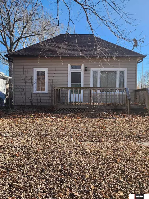 531 S Pine St, Valparaiso, NE 68065