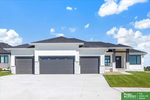 5403 N 209th Ave, Elkhorn, NE 68022