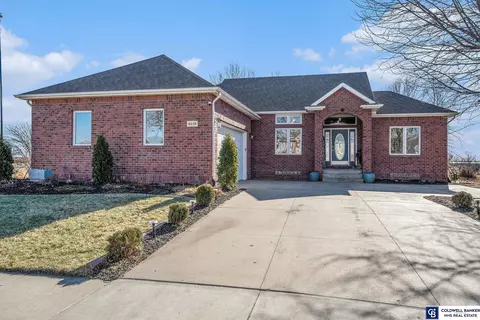 6250 Cornflower Dr, Lincoln, NE 68504
