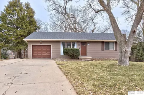 6711 S 135th Ave, Omaha, NE 68137