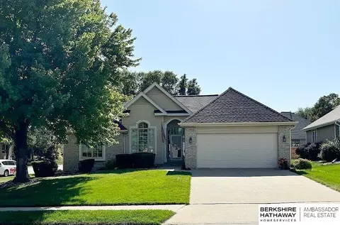 17305 Poppleton Ave, Omaha, NE 68130