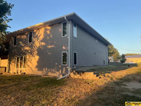 Exterior - 501 Madison St, Pickrell, NE 68422 photo 5 of 8