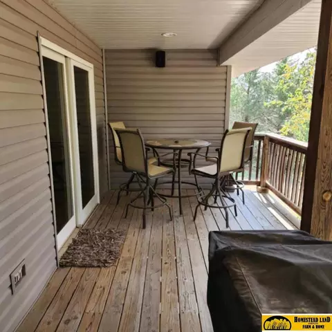 Exterior - 501 Madison St, Pickrell, NE 68422 photo 6 of 8