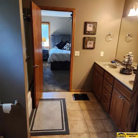 Bath - 501 Madison St, Pickrell, NE 68422 photo 1 of 4