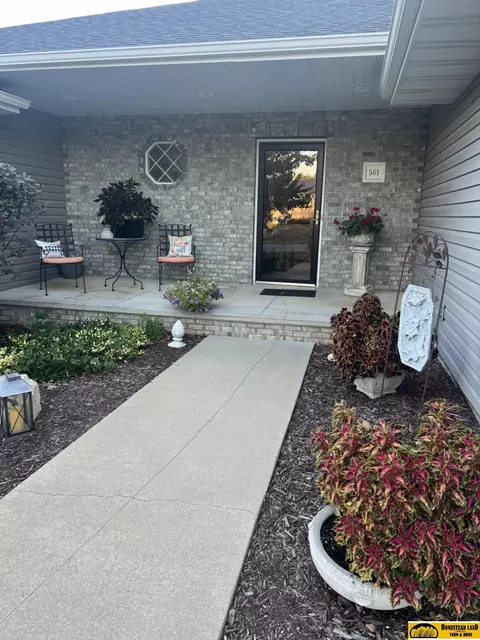 Exterior - 501 Madison St, Pickrell, NE 68422 photo 2 of 8