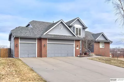 17352 S St, Omaha, NE 68135