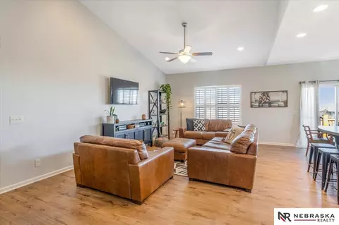 17030 Colleen Ln, Gretna, NE 68028