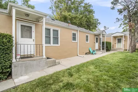 121 N 35th Ave, Omaha, NE 68131