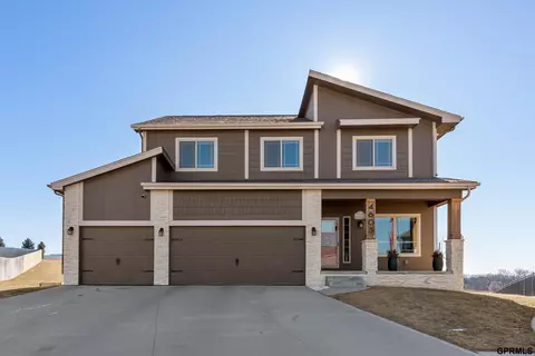 4603 N 180th Avenue Cir, Elkhorn, NE 68022