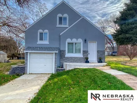1040 N Orange St, Wahoo, NE 68066