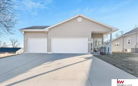 615 5th Ave, Plattsmouth, NE 68048
