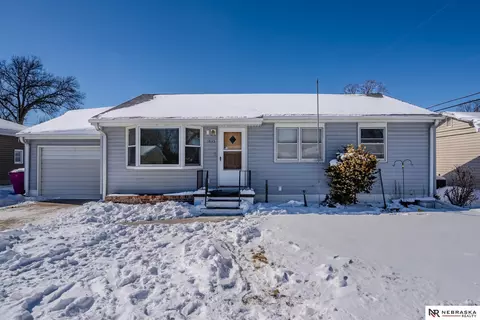 1835 N Garfield St, Fremont, NE 68025