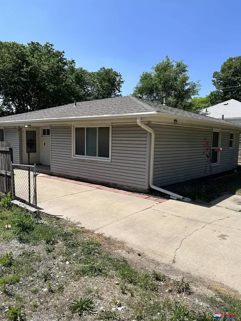 1631 S 6th St, Lincoln, NE 68510