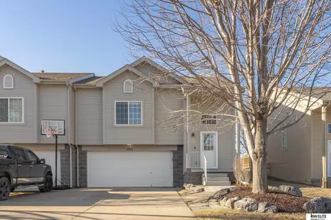 4914 S 190 St, Omaha, NE 68135