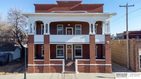 129 N 6th St, Plattsmouth, NE 68048