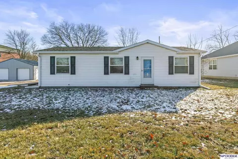 1977 South St, Blair, NE 68008