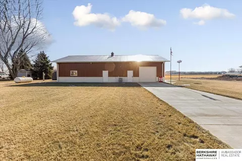 330 E 15th St, Decatur, NE 68020