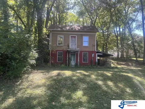 123 E Water St, Brownville, NE 68321