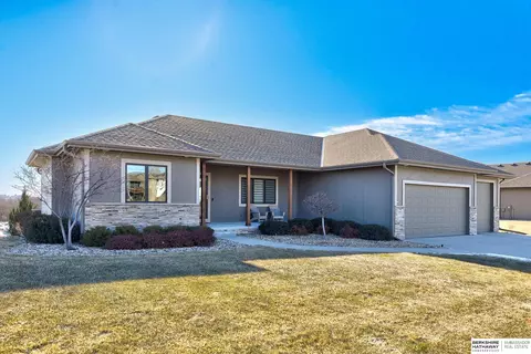 20055 Stryker St, Omaha, NE 68022