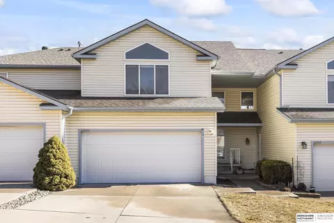 10705 Berry Plz, Omaha, NE 68127