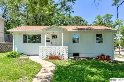 3608 Cornhusker Dr, Omaha, NE 68124