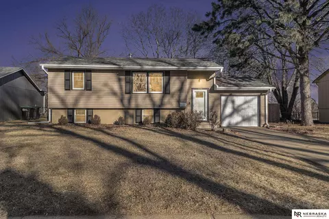 12760 Grover St, Omaha, NE 68144