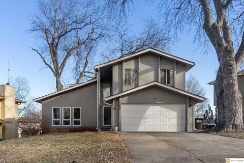 1865 S 164 Ave, Omaha, NE 68130