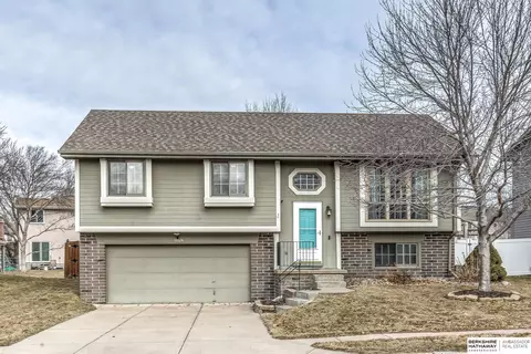 15524 Margo St, Omaha, NE 68138