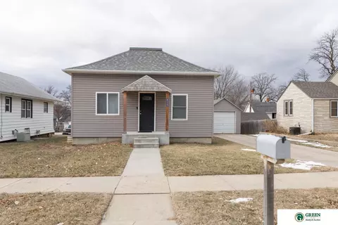 415 N East Ave, York, NE 68467