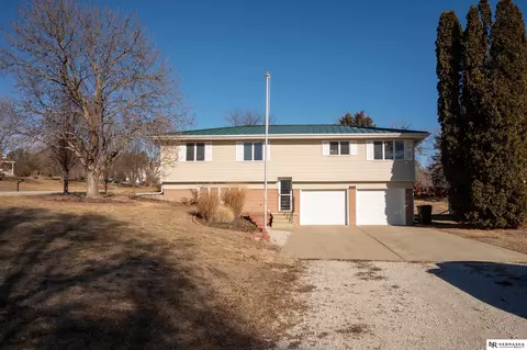 1922 K St, Tekamah, NE 68061