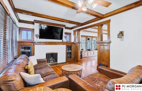 4803 Underwood Ave, Omaha, NE 68132