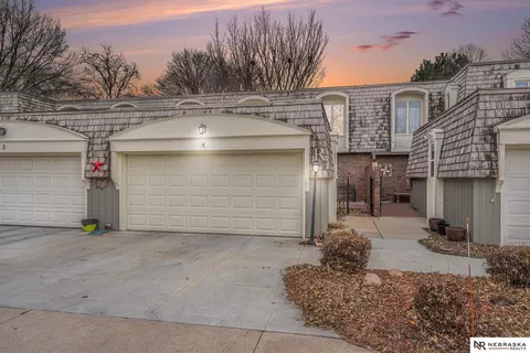 7411 Old Post Rd #4, Lincoln, NE 68506