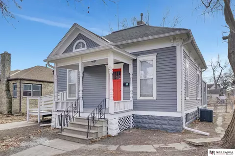 2785 E St, Lincoln, NE 68510