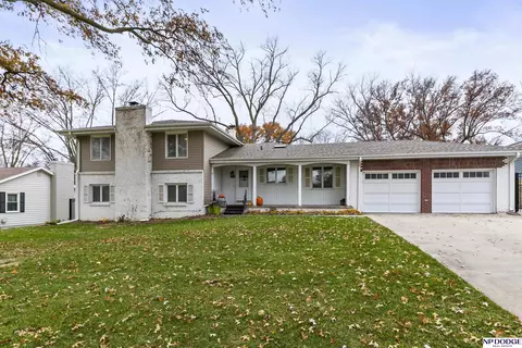 2142 S 108th St, Omaha, NE 68144