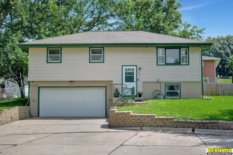 254 Charlie Cir, Syracuse, NE 68446