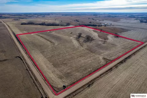 2195 22nd Rd, Dwight, NE 68365