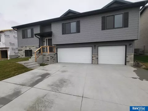 1440 W Beartooth Dr, Lincoln, NE 68521