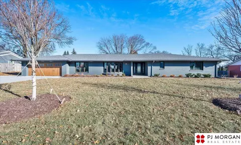 2027 S 85th Ave, Omaha, NE 68124