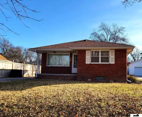 2934 N 64th St, Lincoln, NE 68507