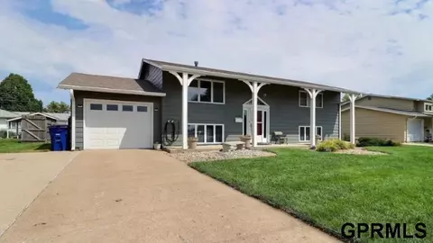 2306 E 3rd St, Fremont, NE 68025