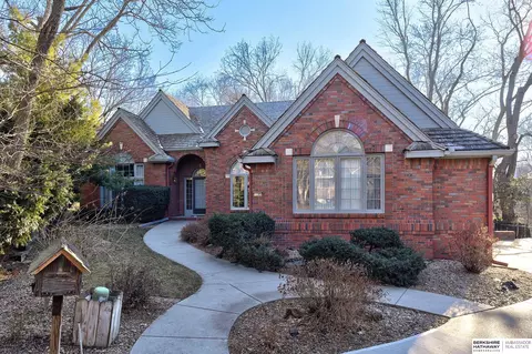 11305 William Plz, Omaha, NE 68144