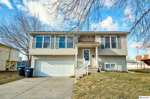 2016 N 20 St, Omaha, NE 68110