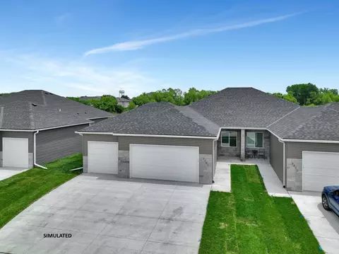 1608 NW 45th St, Lincoln, NE 68528
